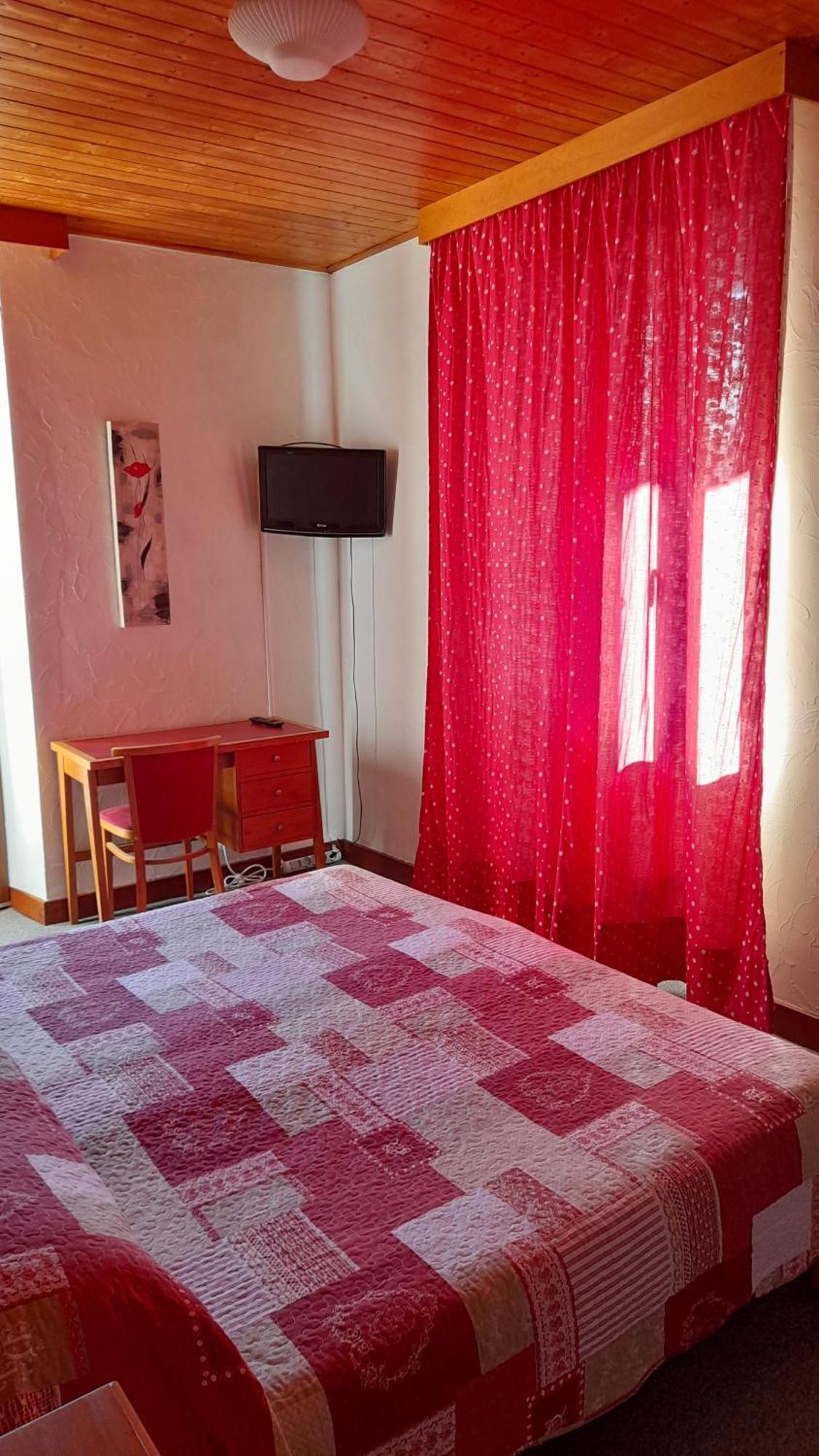 Hotel Le Tourisme Plateau dʼAssy Exterior foto